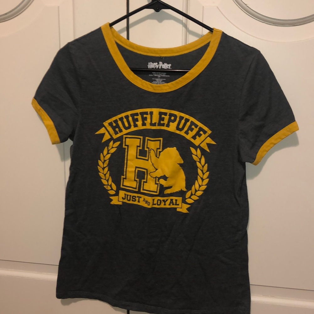 Hufflepuff logo tee